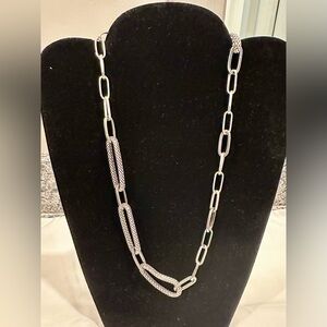 Vintage-Inspired Textured Mesh & High-Polished Paperclip Chain Necklace